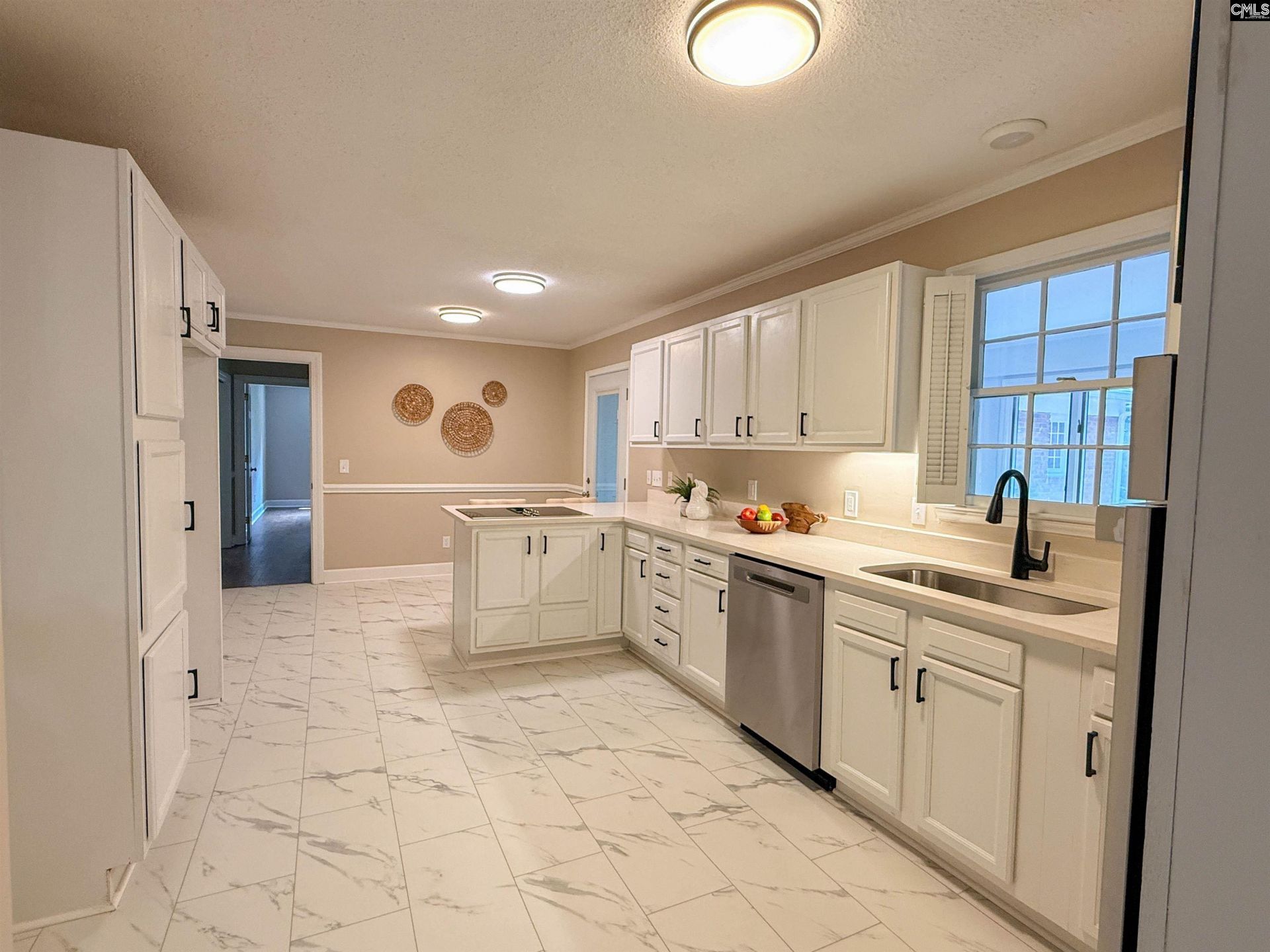 17 Olde Springs Road  Photo 9