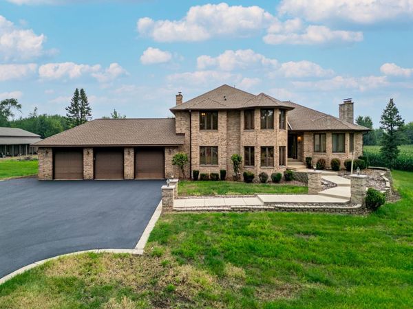 Huntley, IL 60142