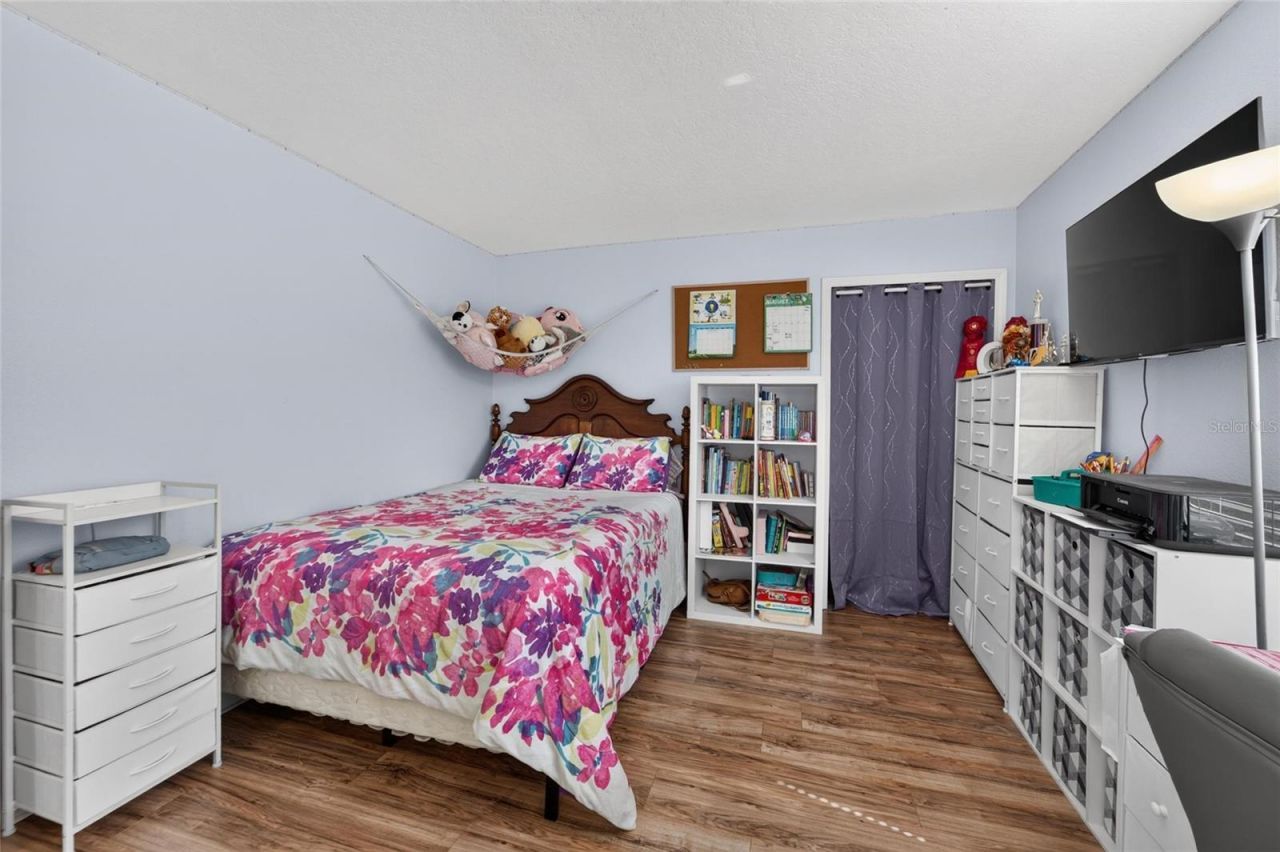 1617 Avondale Ridge Drive, Plant City, FL 33567 Photo