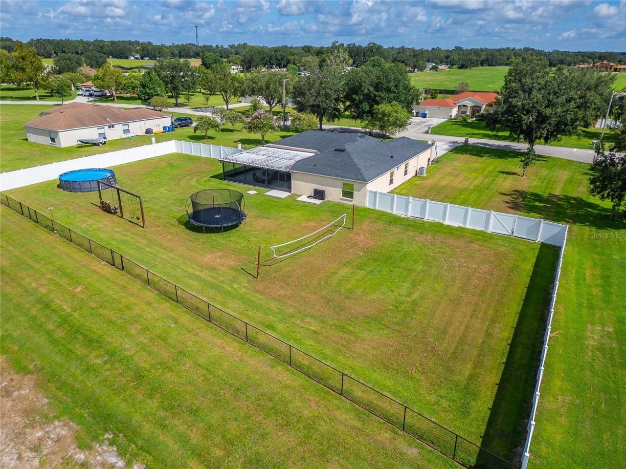 1617 Avondale Ridge Drive, Plant City, FL 33567 Photo
