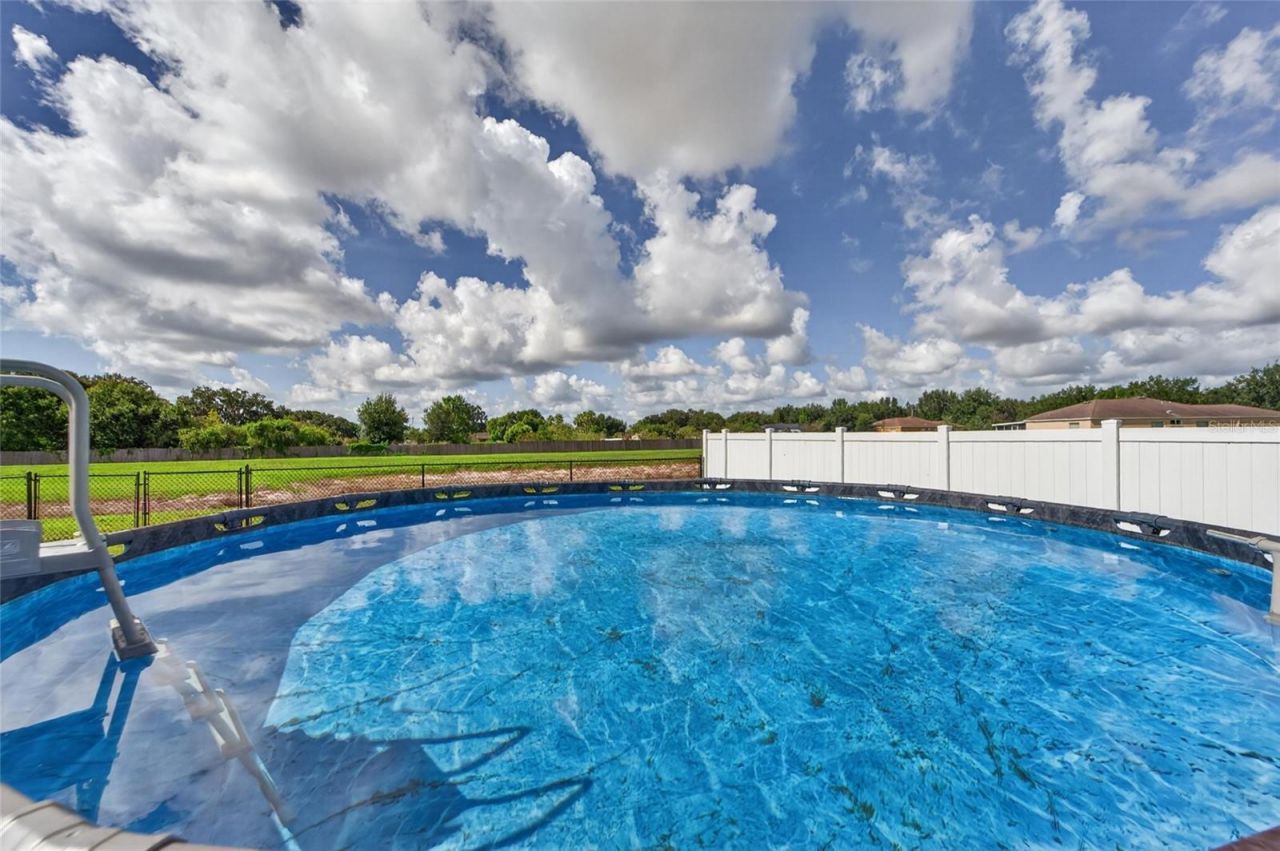 1617 Avondale Ridge Drive, Plant City, FL 33567 Photo