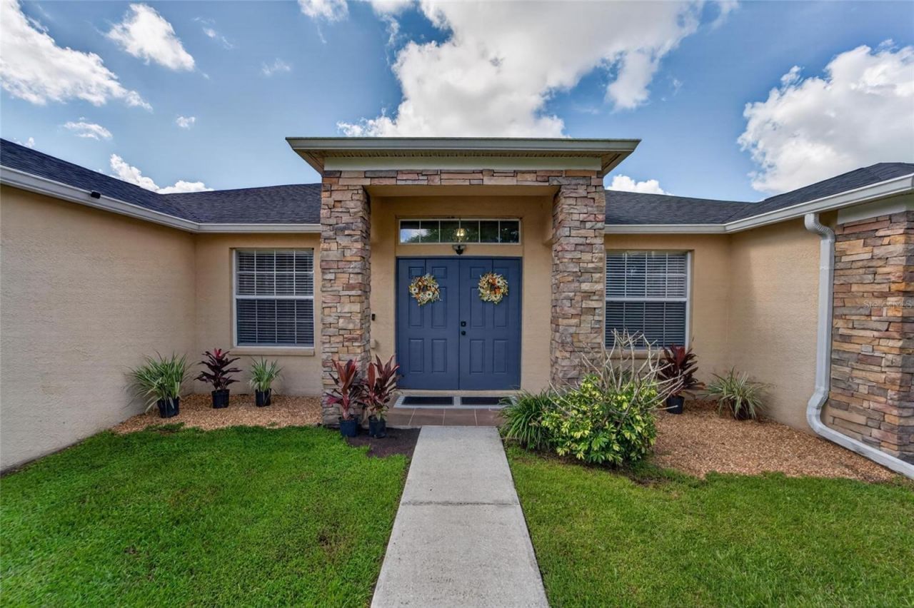 1617 Avondale Ridge Drive, Plant City, FL 33567 Photo