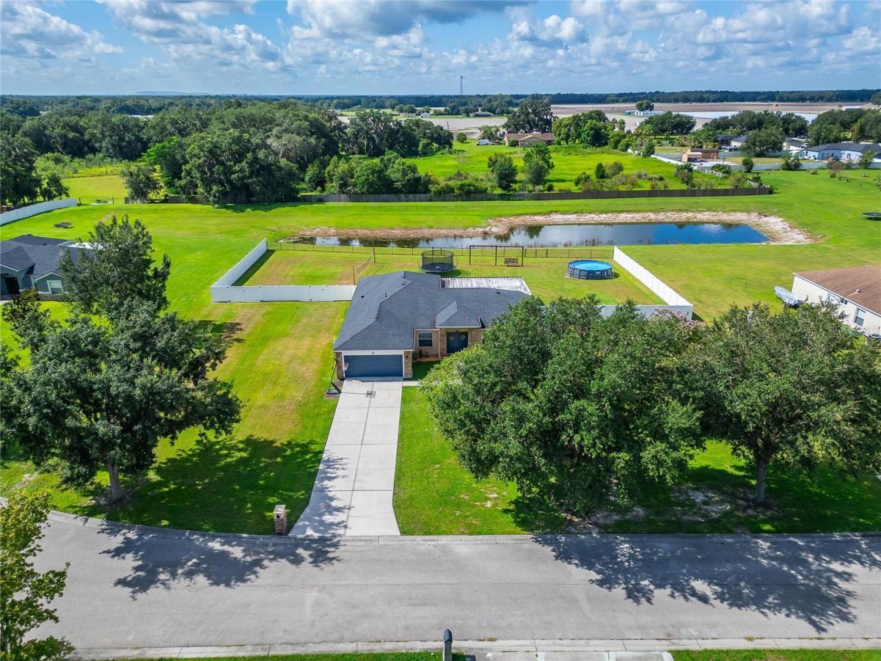 1617 Avondale Ridge Drive, Plant City, FL 33567 Photo