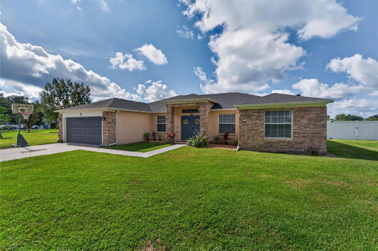 1617 Avondale Ridge Drive, Plant City, FL 33567 Photo