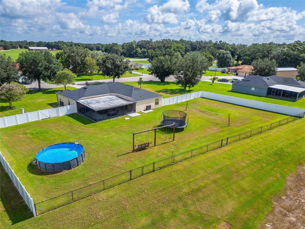 1617 Avondale Ridge Drive, Plant City, FL 33567 Photo