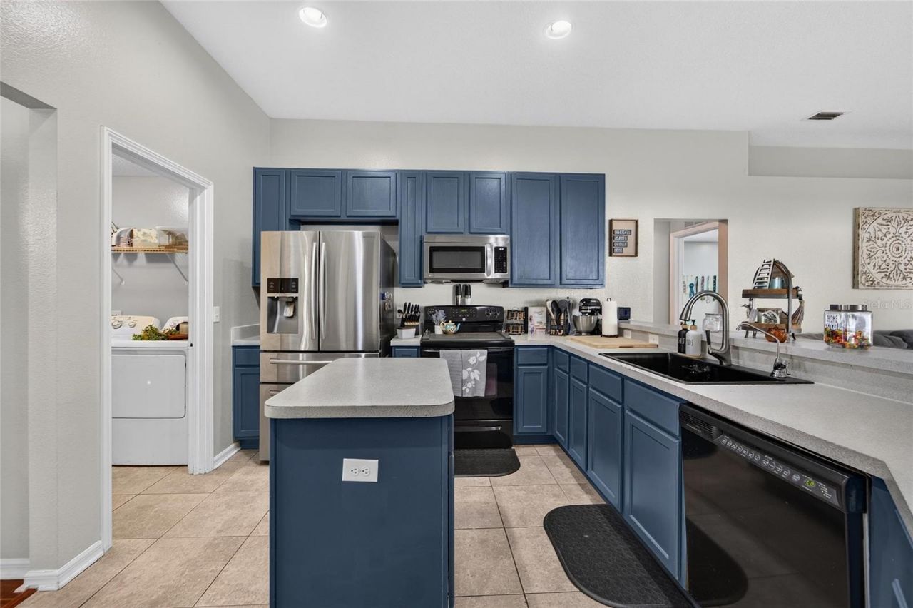 1617 Avondale Ridge Drive, Plant City, FL 33567 Photo