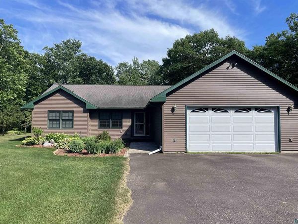 84830 Old San Rd, Bayfield, WI 54814