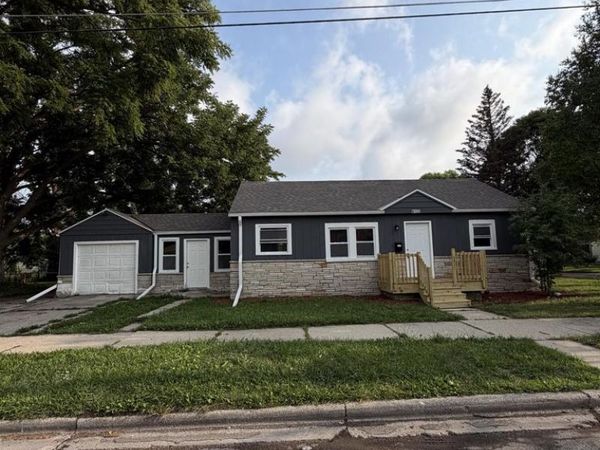 4135 W Lancaster AVENUE, Milwaukee, WI 53209