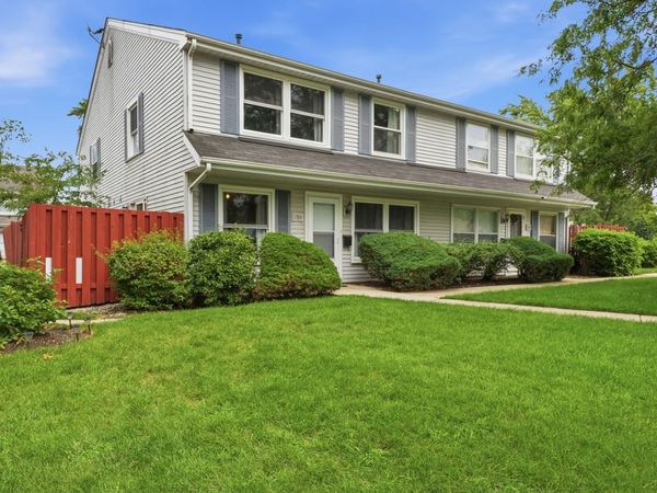 1784 Queensbury Circle , Unit 5714, Hoffman Estates, IL 60169