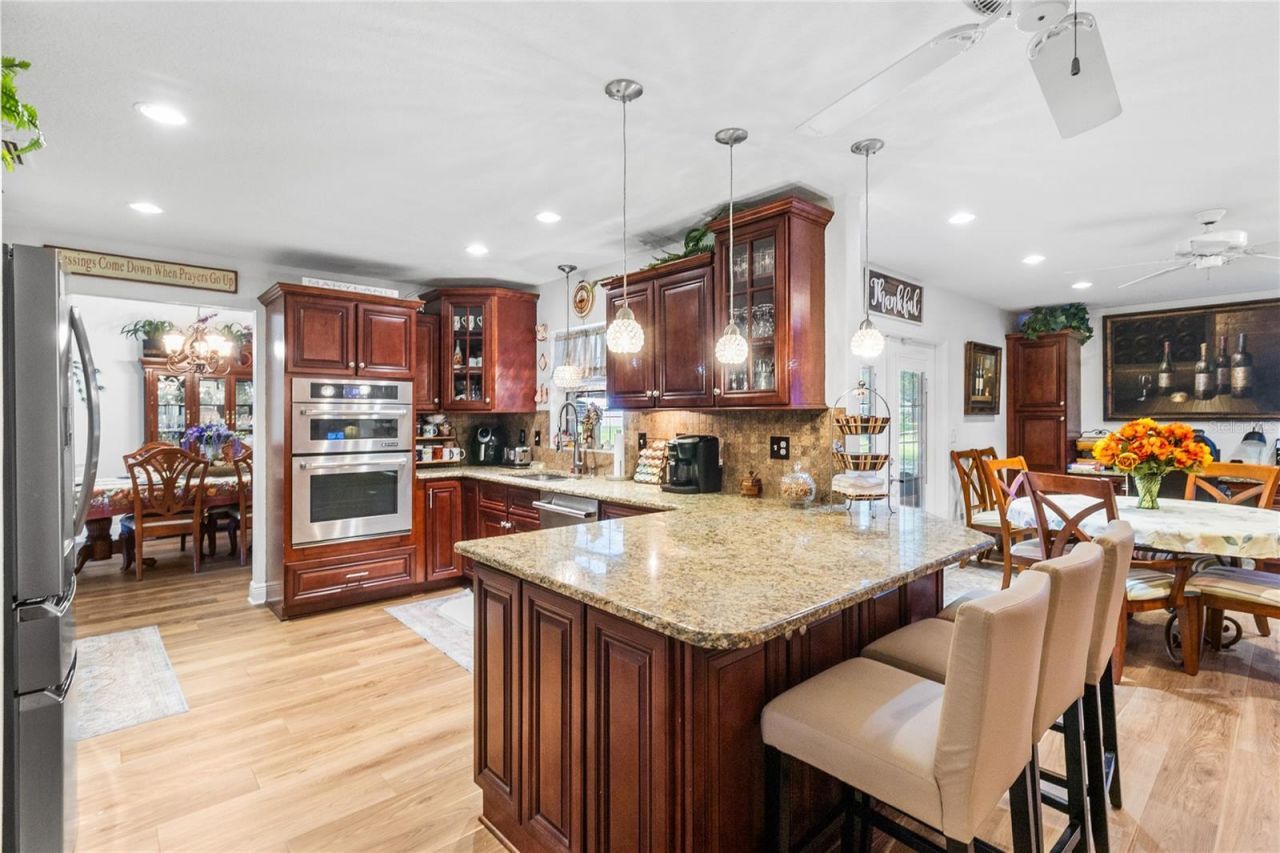 40955 County Road 54 , Zephyrhills, FL 33540 Photo