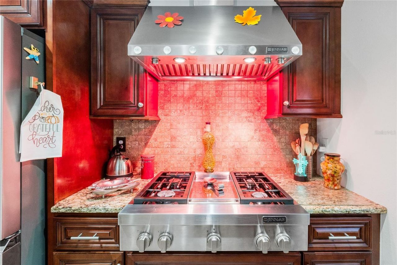 40955 County Road 54 , Zephyrhills, FL 33540 Photo