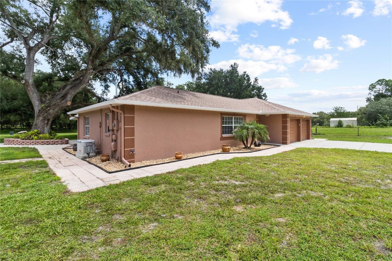 40955 County Road 54 , Zephyrhills, FL 33540 Photo