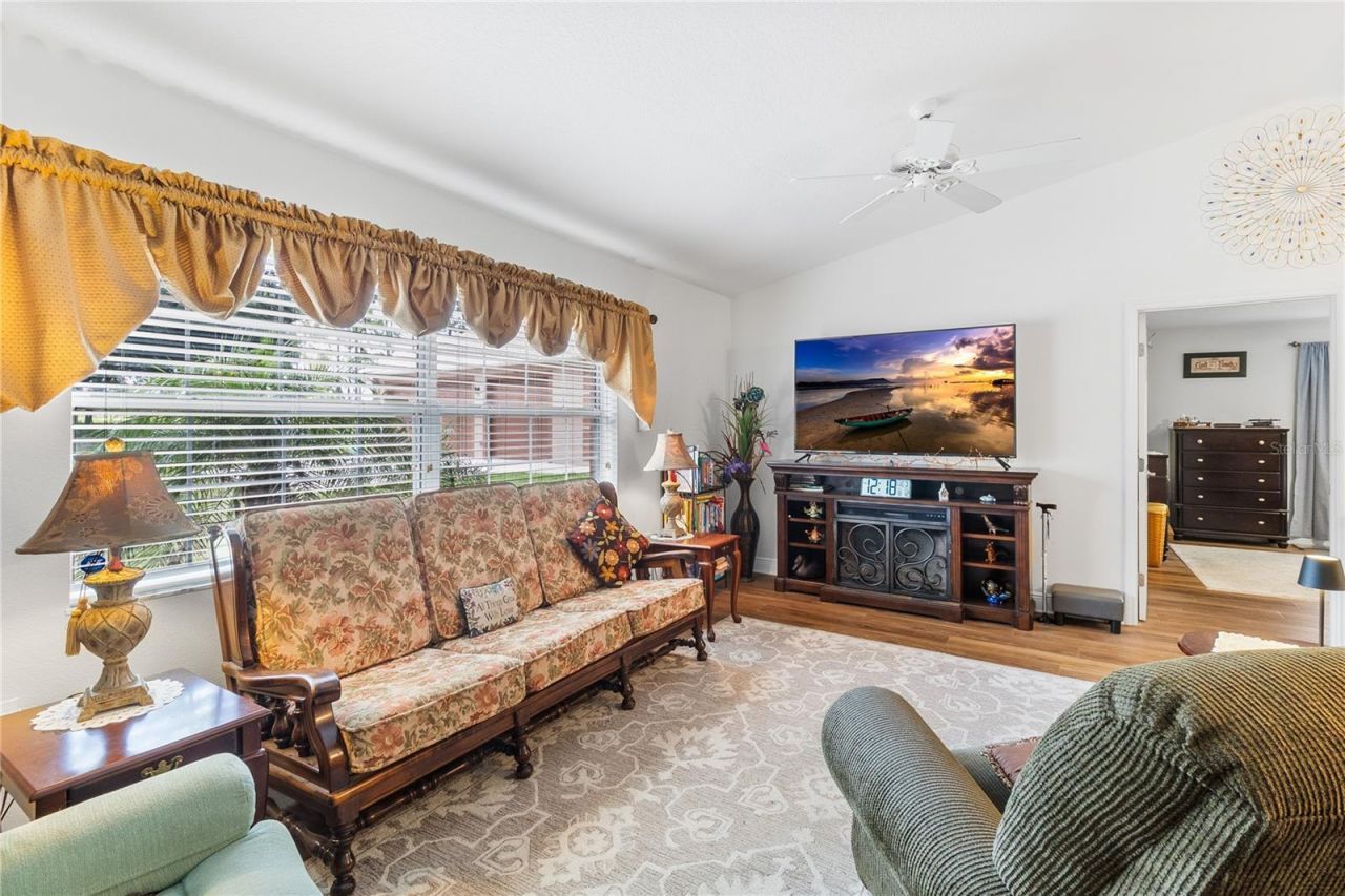 40955 County Road 54 , Zephyrhills, FL 33540 Photo
