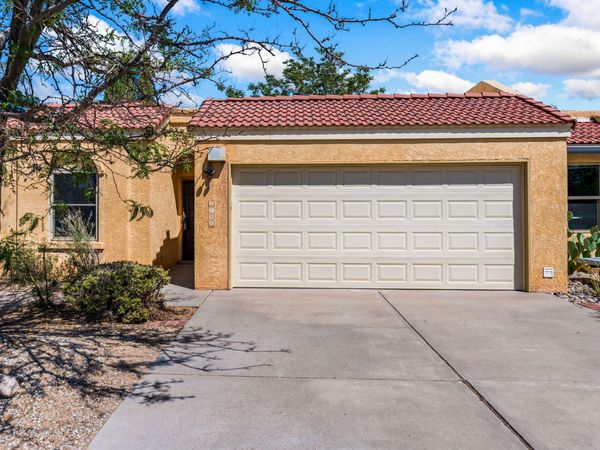 2738 El Tesoro Escondido NW, Albuquerque, NM 87120