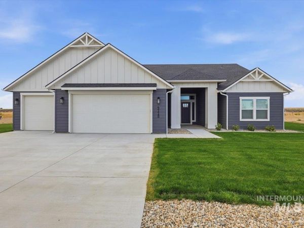 4725 Sw Moonlight Court, Mountain Home, ID 83647