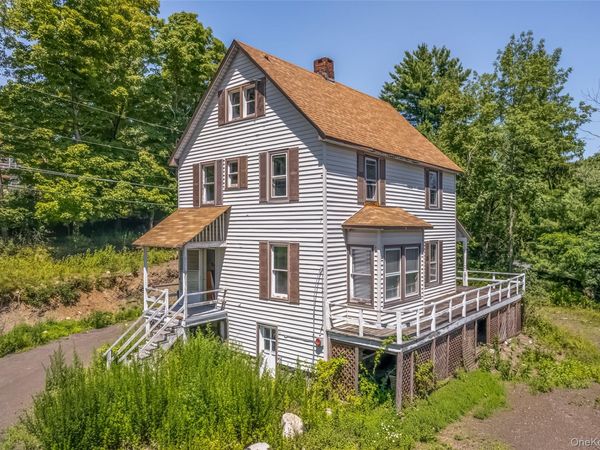 188 Henry Road , Cragsmoor, NY 12420