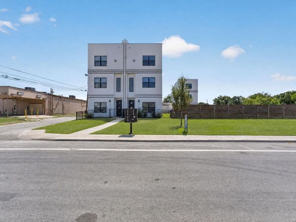 1735 W Gramercy Pl, Unit 301, San Antonio, TX 78201