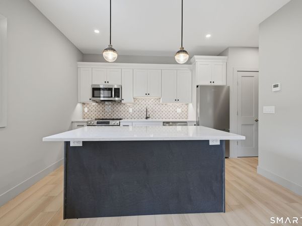100 W Main, Unit A, Chester, CT 06412