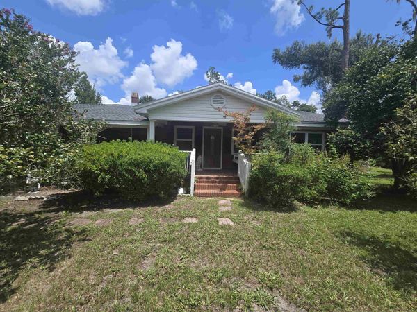1946 N US 221, Perry, FL 32347