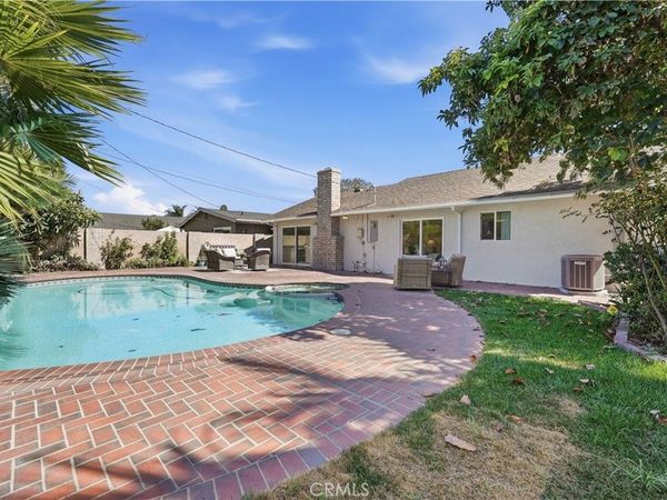 6901 Brunswick, Huntington Beach, CA 92647