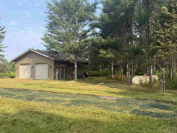 200 Old 141 Highway, Crystal Falls Twp, MI 49920