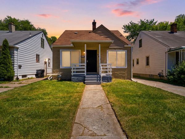 6816 Evergreen Road, Detroit, MI 48228