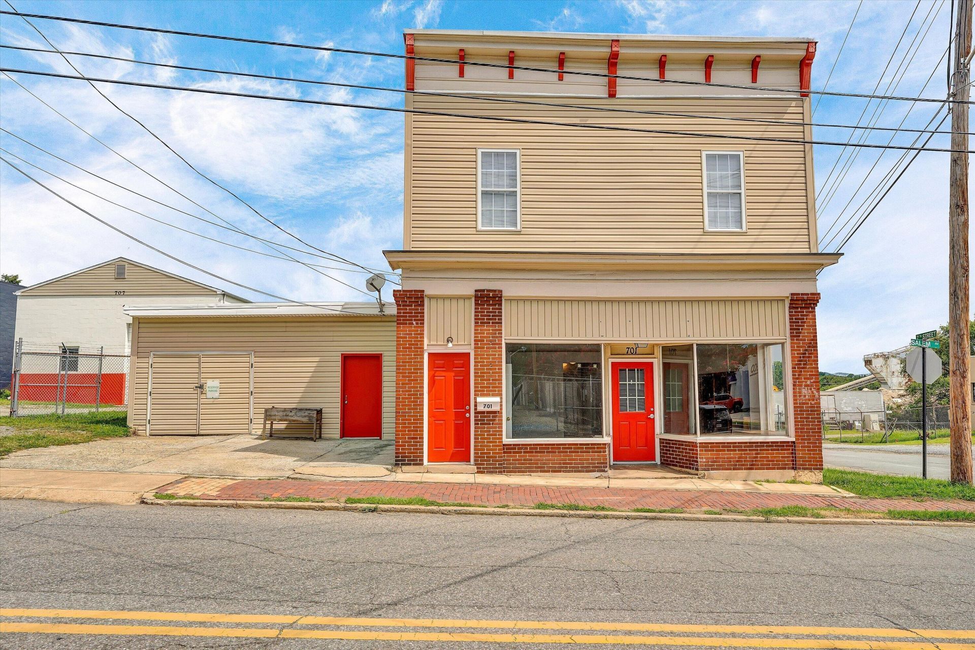 701-707 Salem Ave Sw, Roanoke, VA 24016 Main Photo