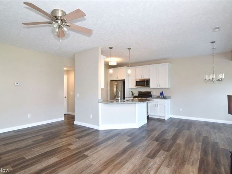170 Larimar Drive, Willowick, OH 44095 Photo 4