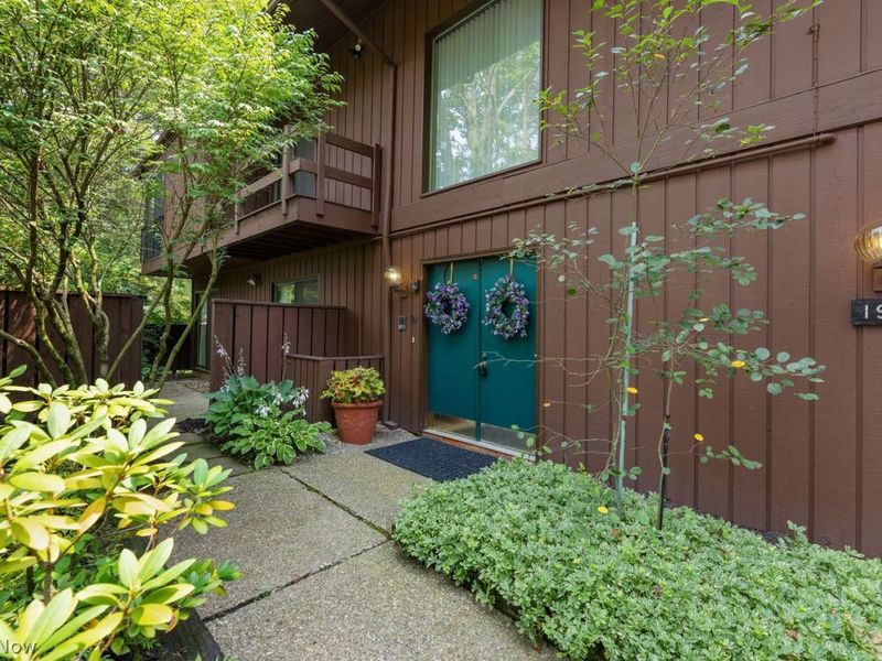 1938 Hemlock Drive, Kent, OH 44240 Photo 2