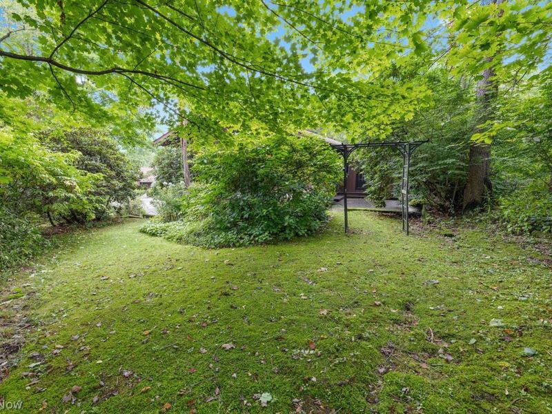 1938 Hemlock Drive, Kent, OH 44240 Photo 32
