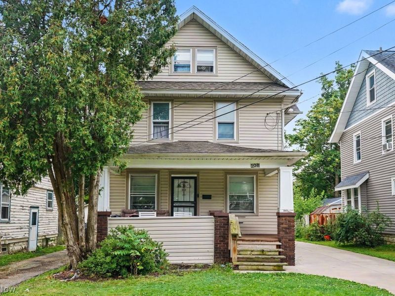 108 E Mapledale Avenue, Akron, OH 44301 Photo 1