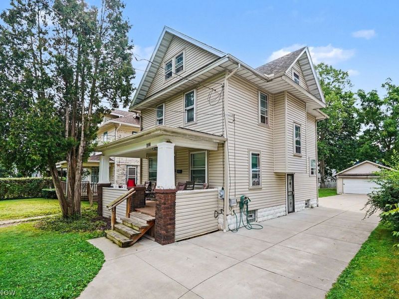 108 E Mapledale Avenue, Akron, OH 44301 Photo 5