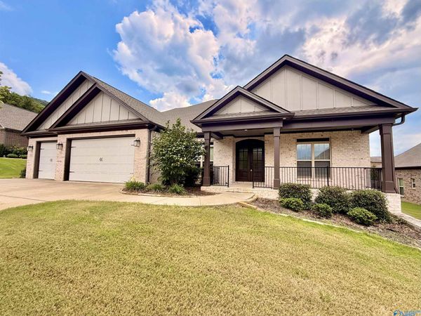 1312 Pecan Point Way, Huntsville, AL 35803