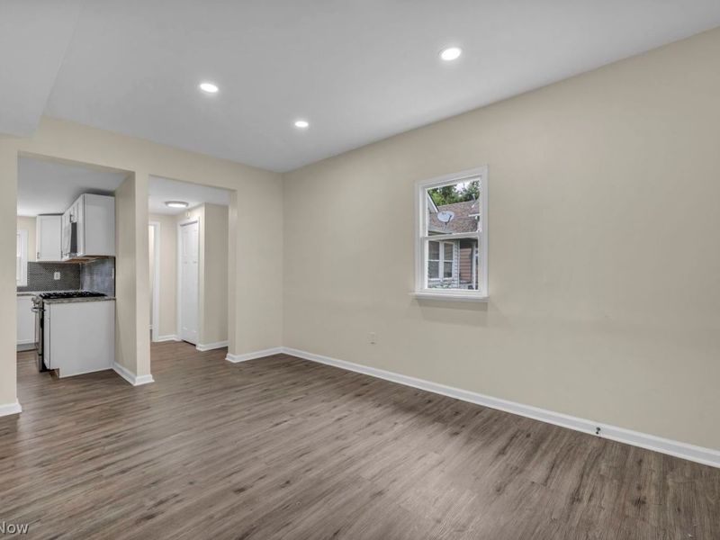 7816 Colgate Avenue, Cleveland, OH 44102 Photo 10