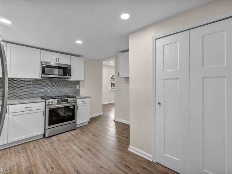 7816 Colgate Avenue, Cleveland, OH 44102 Photo 16