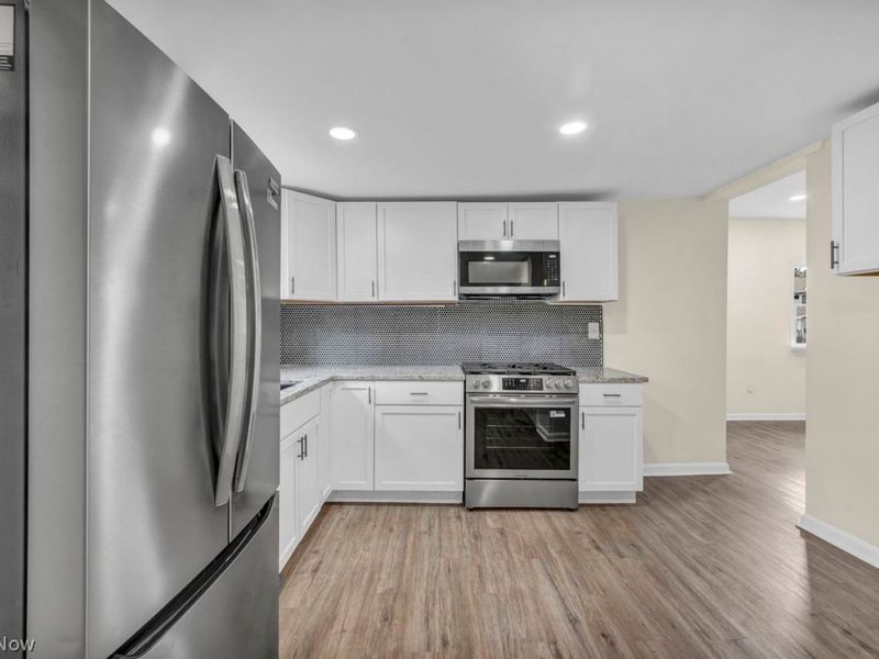 7816 Colgate Avenue, Cleveland, OH 44102 Photo 18