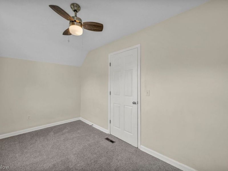 7816 Colgate Avenue, Cleveland, OH 44102 Photo 21