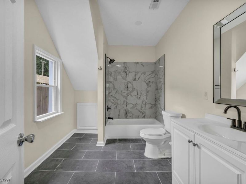 7816 Colgate Avenue, Cleveland, OH 44102 Photo 31