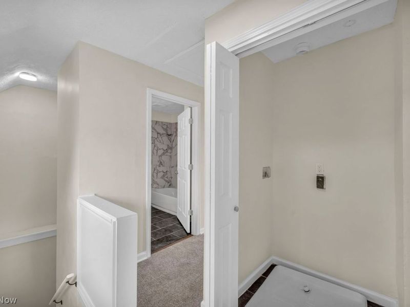 7816 Colgate Avenue, Cleveland, OH 44102 Photo 36
