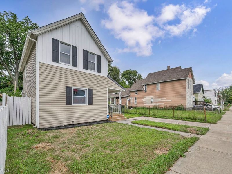 7816 Colgate Avenue, Cleveland, OH 44102 Photo 4