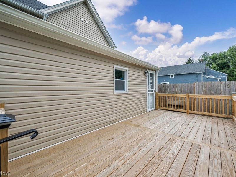 7816 Colgate Avenue, Cleveland, OH 44102 Photo 41