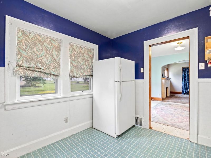 358-360 Cambridge Avenue, Elyria, OH 44035 Photo 12
