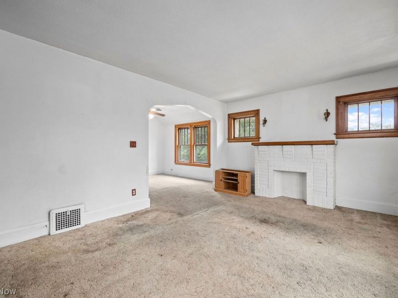 358-360 Cambridge Avenue, Elyria, OH 44035 Photo 24