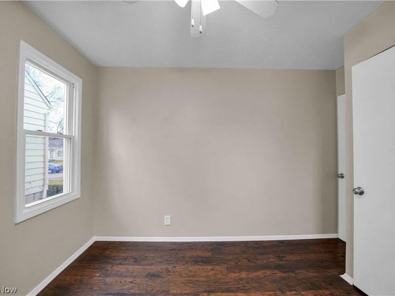 18721 Fairway Avenue, Maple Heights, OH 44137 Photo 12