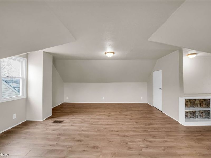 18721 Fairway Avenue, Maple Heights, OH 44137 Photo 14