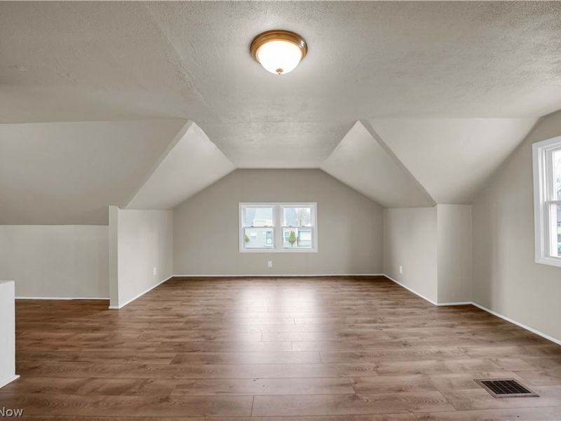 18721 Fairway Avenue, Maple Heights, OH 44137 Photo 15