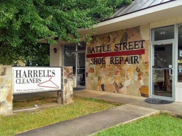 207 W Battle Street, Lagrange, GA 30240