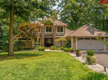 1355 Cliffside Drive, Russell Springs, KY 42642