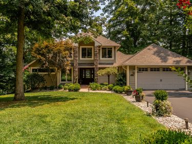 1355 Cliffside Drive, Russell Springs, KY 42642