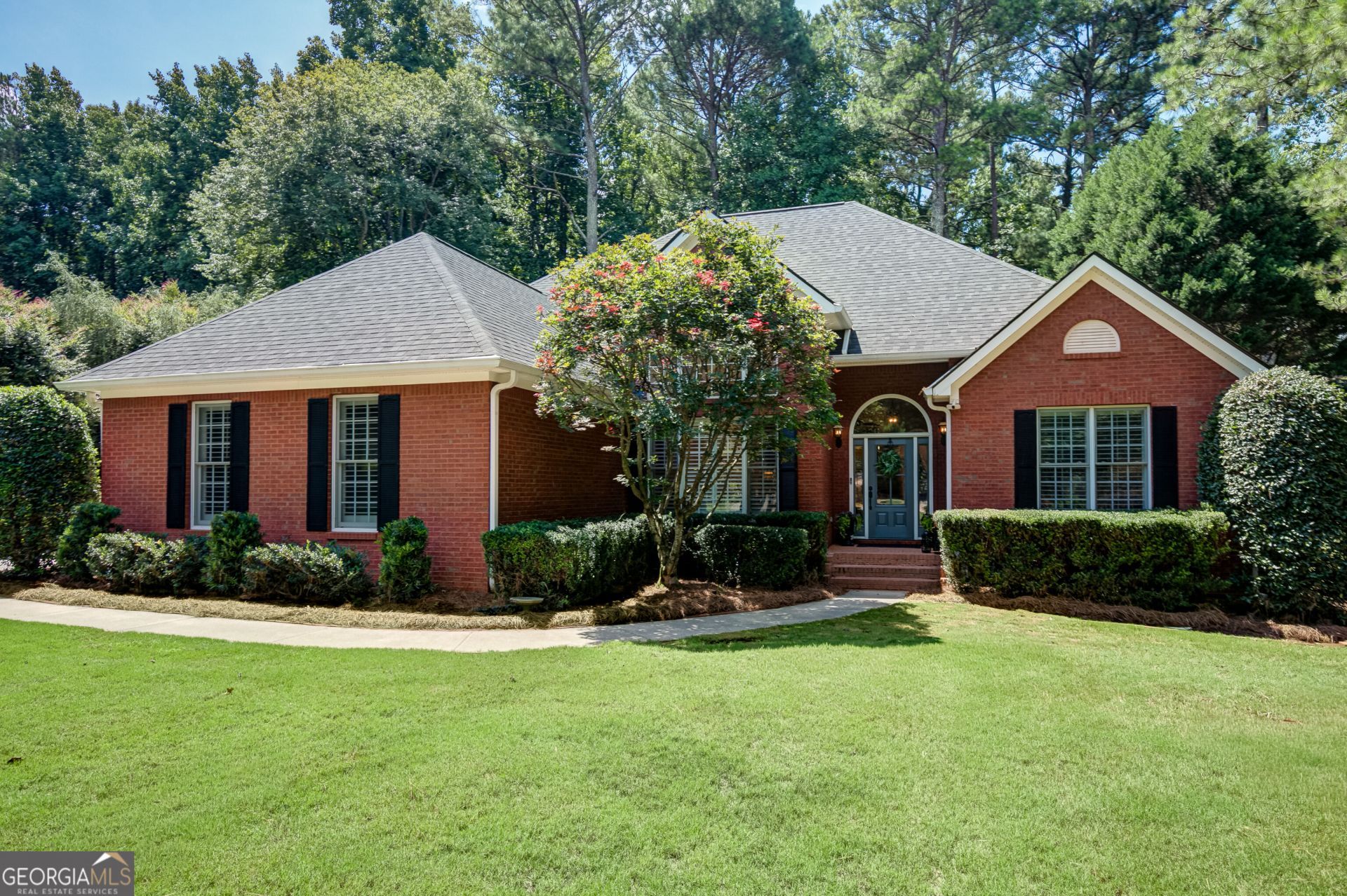 40 Shoreline Drive, Newnan, GA 30263 Main Photo